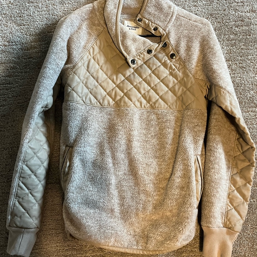 Abercrombie Sherpa Sweatshirt XS